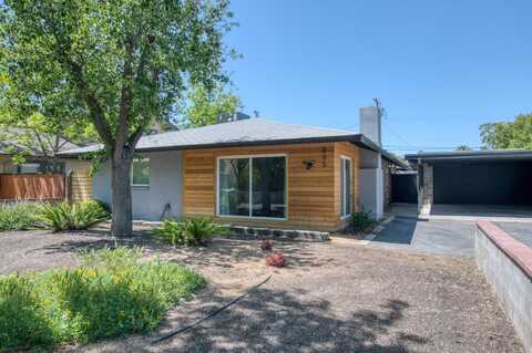 805 Echo Avenue N, Fresno, CA 93728