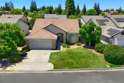 10419 Woodrow Avenue N, Fresno, CA 93730
