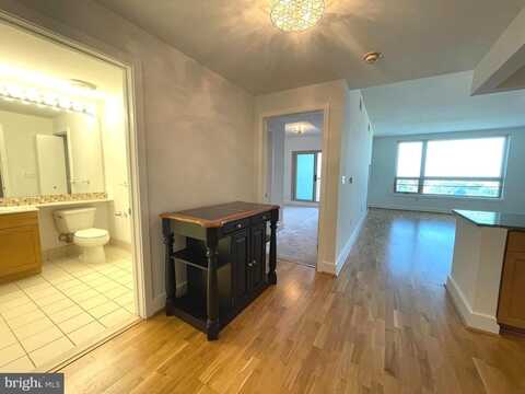 717 S CHRIS COLUMBUS BOULEVARD, PHILADELPHIA, PA 19147