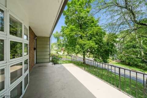 644 Long Hill Rd, Little Falls, NJ 07424