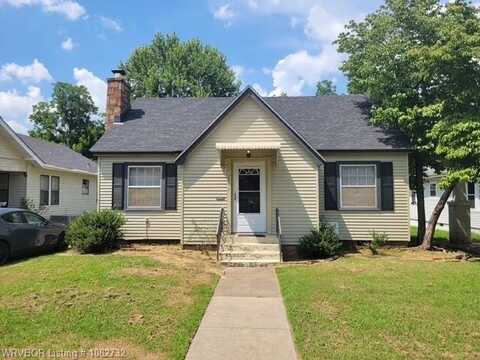 2017 South M ST, Fort Smith, AR 72901