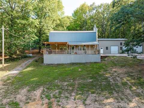 800 Barton Hill LN, Mountainburg, AR 72946