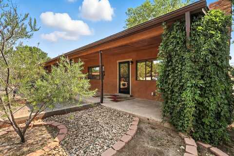 965 W BOSQUE Loop, Bosque Farms, NM 87068