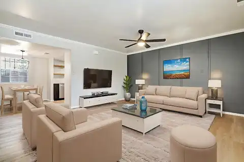 1105 ORCHARD Place NW, Albuquerque, NM 87102