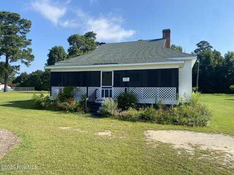 231 Nc 33, Chocowinity, NC 27817