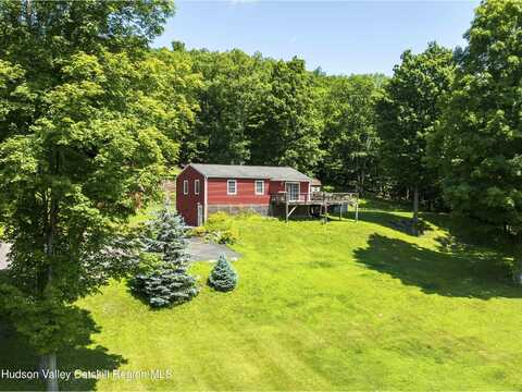 296 Maverick Road, Woodstock, NY 12498