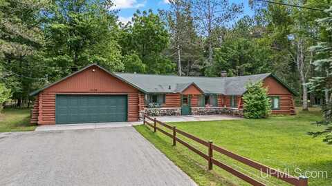 3826 L.15, Escanaba, MI 49829
