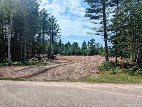 126 Wintergreen, Marquette, MI 49855