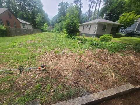 2879 Salmon Avenue SE, Atlanta, GA 30317