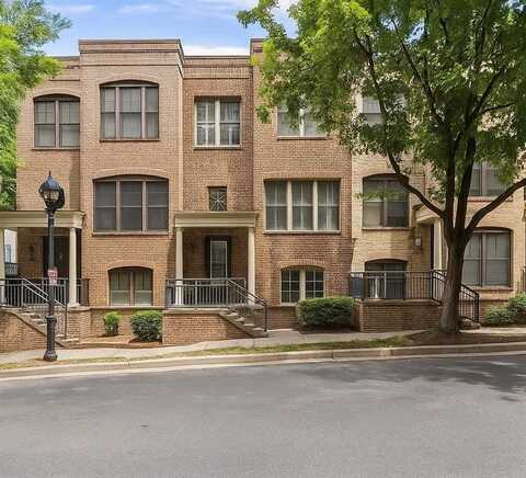 710 Cosmopolitan Drive NE, Atlanta, GA 30324