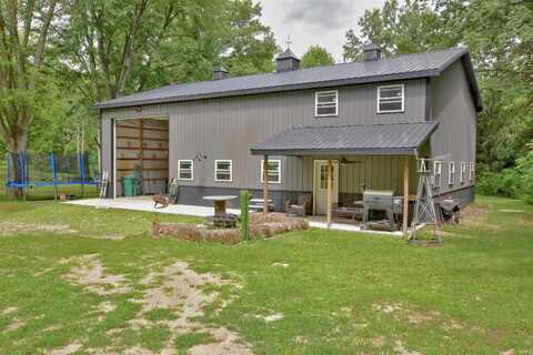 7533 N Longbriar Court, Monticello, IN 47960