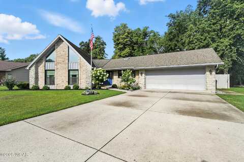 733 Queensbury Drive, Lima, OH 45804