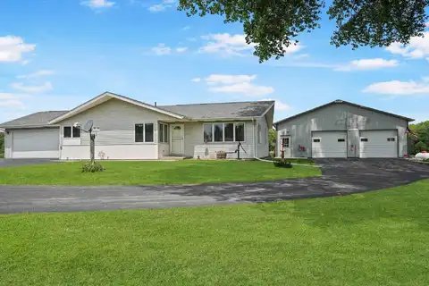 16707 Hwy 57, Aplington, IA 50604
