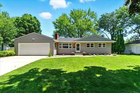 1219 South Hill Drive, Waterloo, IA 50701