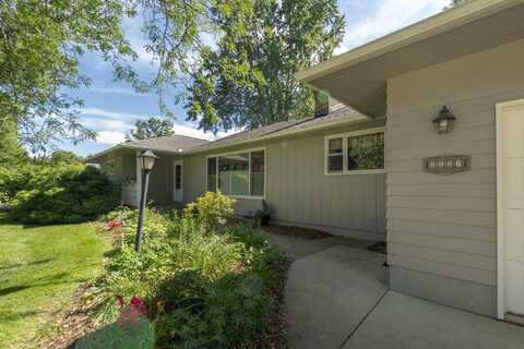 2227 Terrace Drive, Cedar Falls, IA 50613