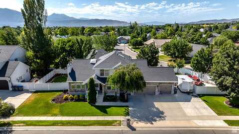 9907 S BIRDIE W, South Jordan, UT 84009