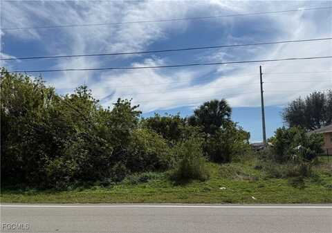 2807 1st Street W, Lehigh Acres, FL 33971