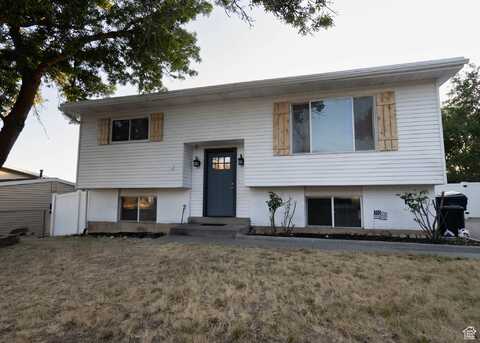9446 S BARIUM E, Sandy, UT 84094