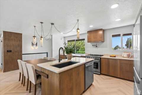 1351 E 400 S, Fruit Heights, UT 84037