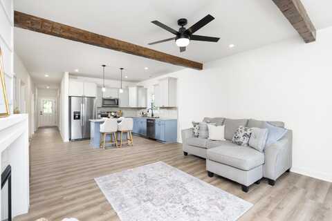49 MAURY MILL RD, VERONA, VA 24482