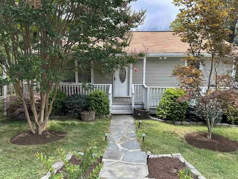 361 HORACE AVE, WAYNESBORO, VA 22980