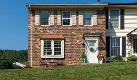 108 ESSEX DR, STAUNTON, VA 24401
