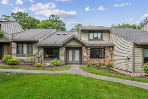 1942 South Ridge Way, Hidden Valley, PA 15502