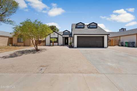 44130 Dahlia Street, Lancaster, CA 93535