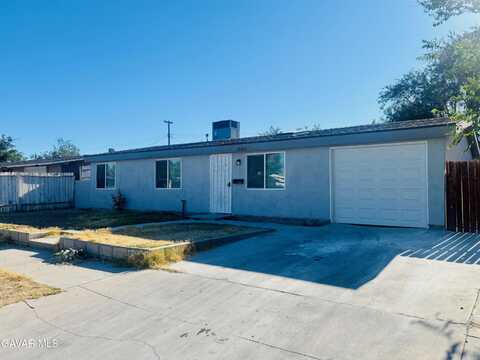 45503 Gadsden Avenue, Lancaster, CA 93534