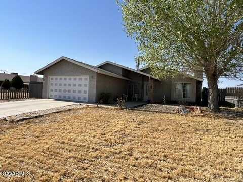 7512 Xavier Avenue, California City, CA 93505