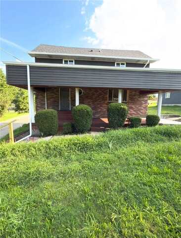 106 King St, Tyrone, PA 15683