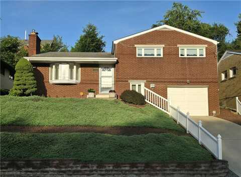 211 Hester Ave, Stowe, PA 15136