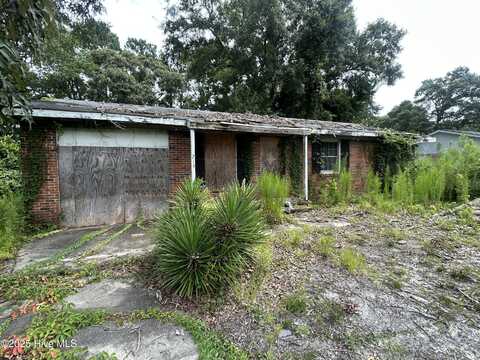 213 Sheffield Road, Jacksonville, NC 28546