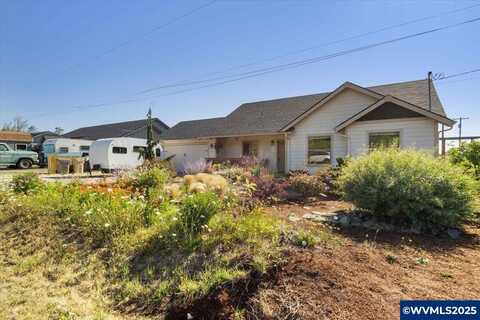 891 N 12th St, Philomath, OR 97370