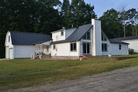 404 Summit Road, Roscommon, MI 48653