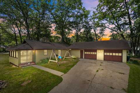 301 Beverly Drive, Prudenville, MI 48651