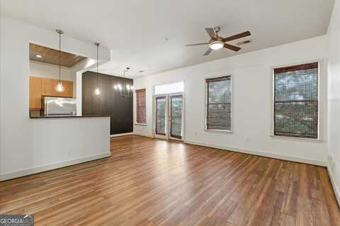 425 Chapel, Atlanta, GA 30313