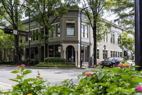 102 N Main Street, Greenville, SC 29601