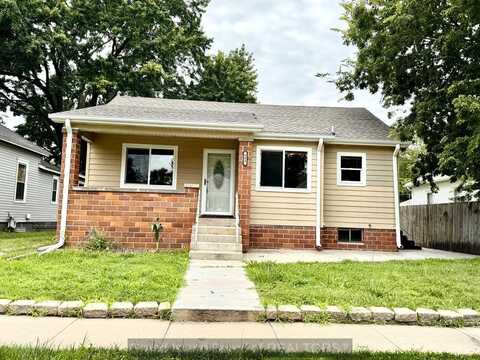 908 S Kimball St, Grand Island, NE 68801