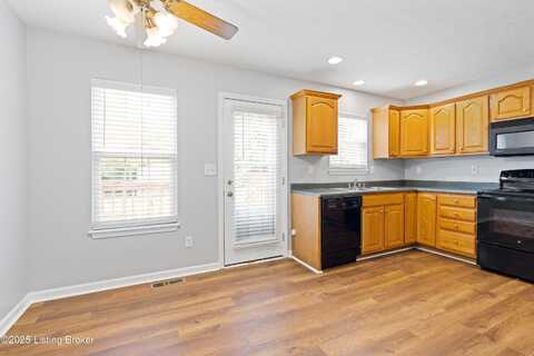 2414 Helen Ave, Louisville, KY 40216