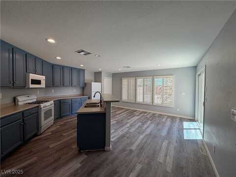 684 Magrath Street, Las Vegas, NV 89178