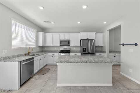 7726 Candle Rock Street, North Las Vegas, NV 89084