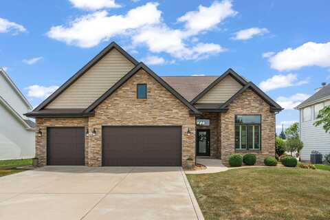 8437 Willow Haven Drive, Saint John, IN 46373