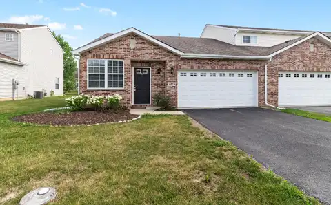 7615 E 111th Lane, Crown Point, IN 46307