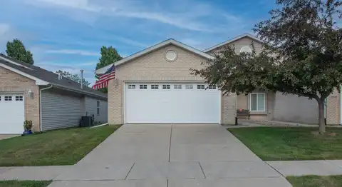 10677 Keystone Lane, Crown Point, IN 46307