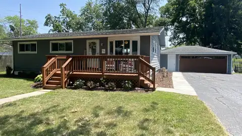 703 W North Street, Crown Point, IN 46307