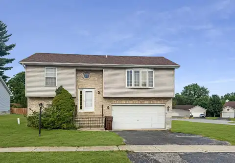 12343 Vanderberg Place, Crown Point, IN 46307