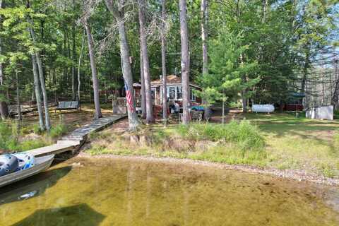 1256 HUTTS CT, Saint Germain, WI 54558