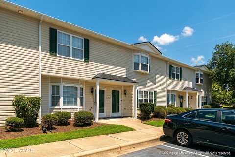 2300 Vineyard Drive, Winterville, NC 28590