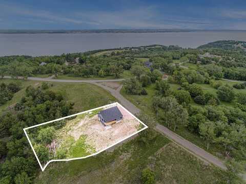 669 Oak Hills Drive, Crofton, NE 68730